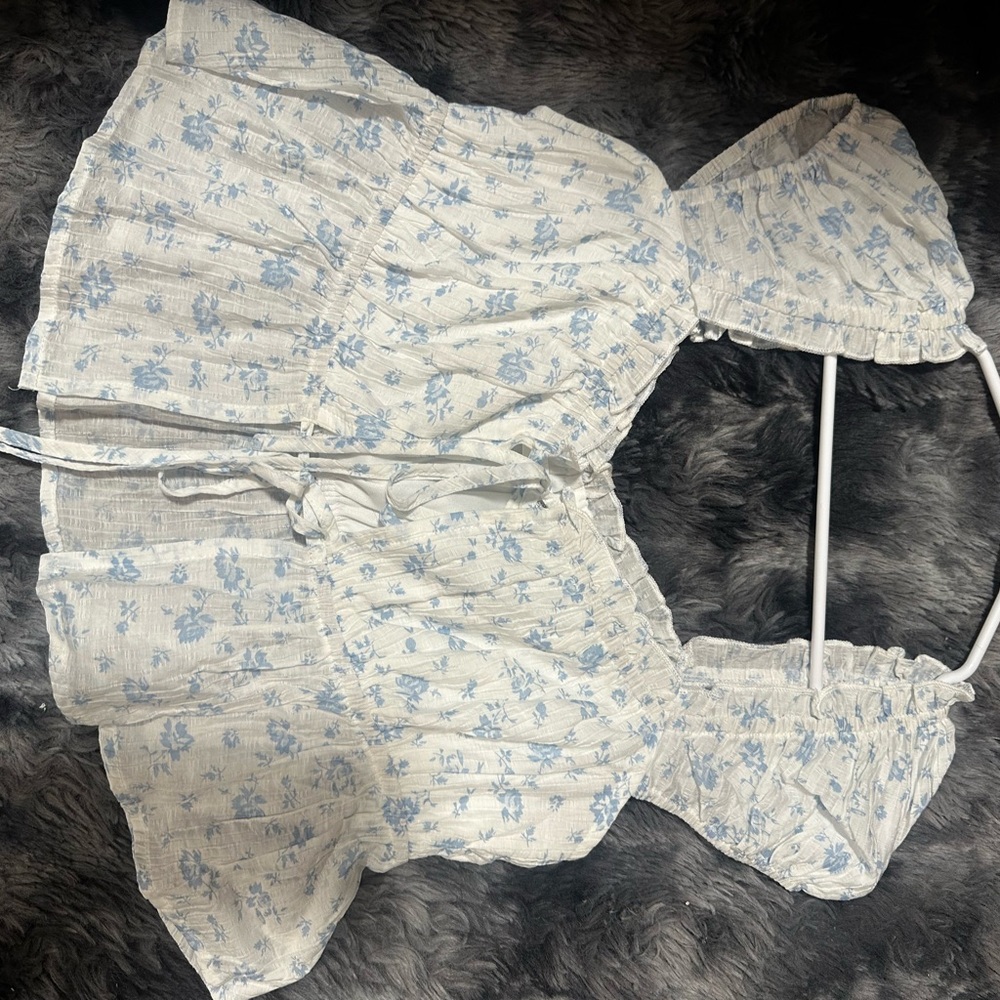 Altar'd State White and Blue Floral Top
